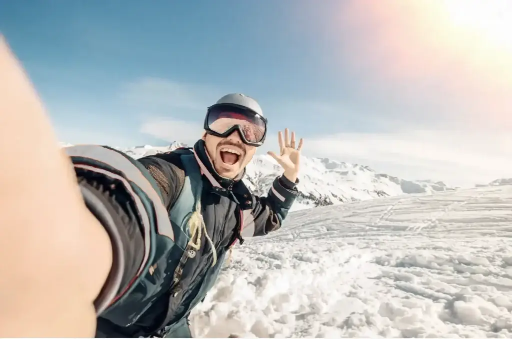 Skiing with a wearable Silent Beacon panic button.