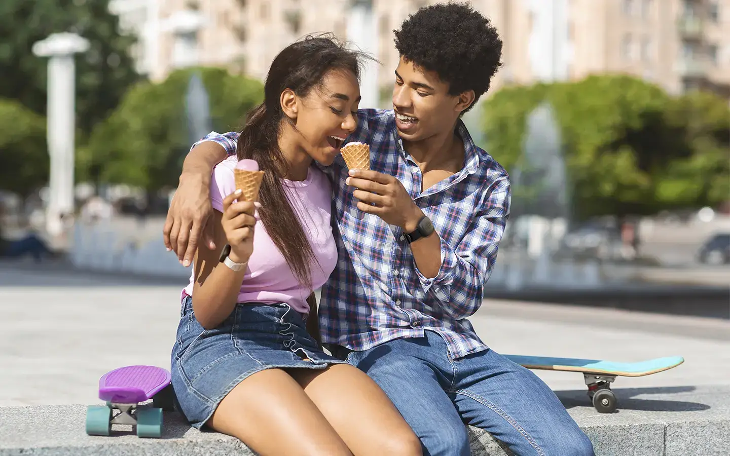 A couple wearing panic buttons on spring break to stay safe.